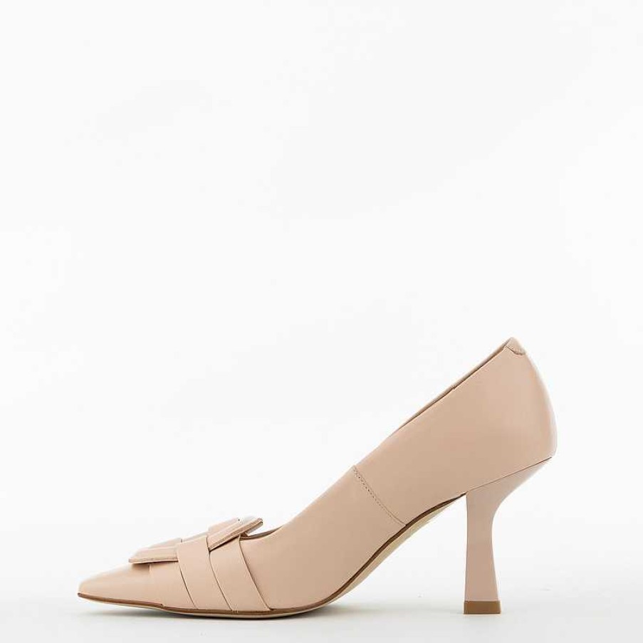 Zinda Pump, Beige