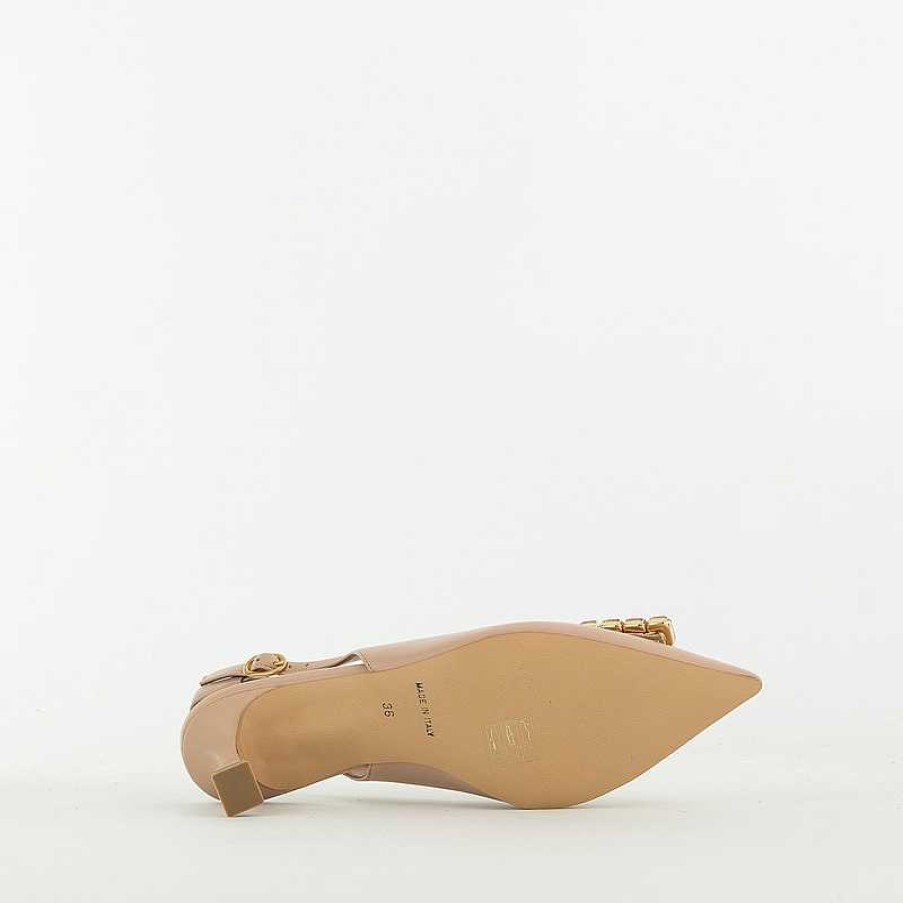 Buffalini Pump, Beige