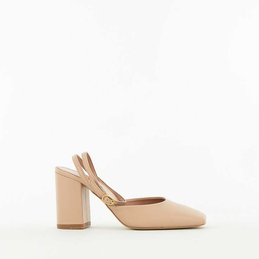 Buffalini Pump, Beige