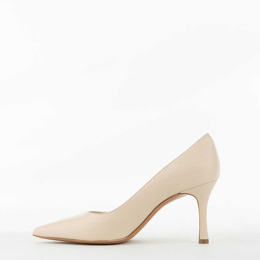 Buffalini Pump, Beige