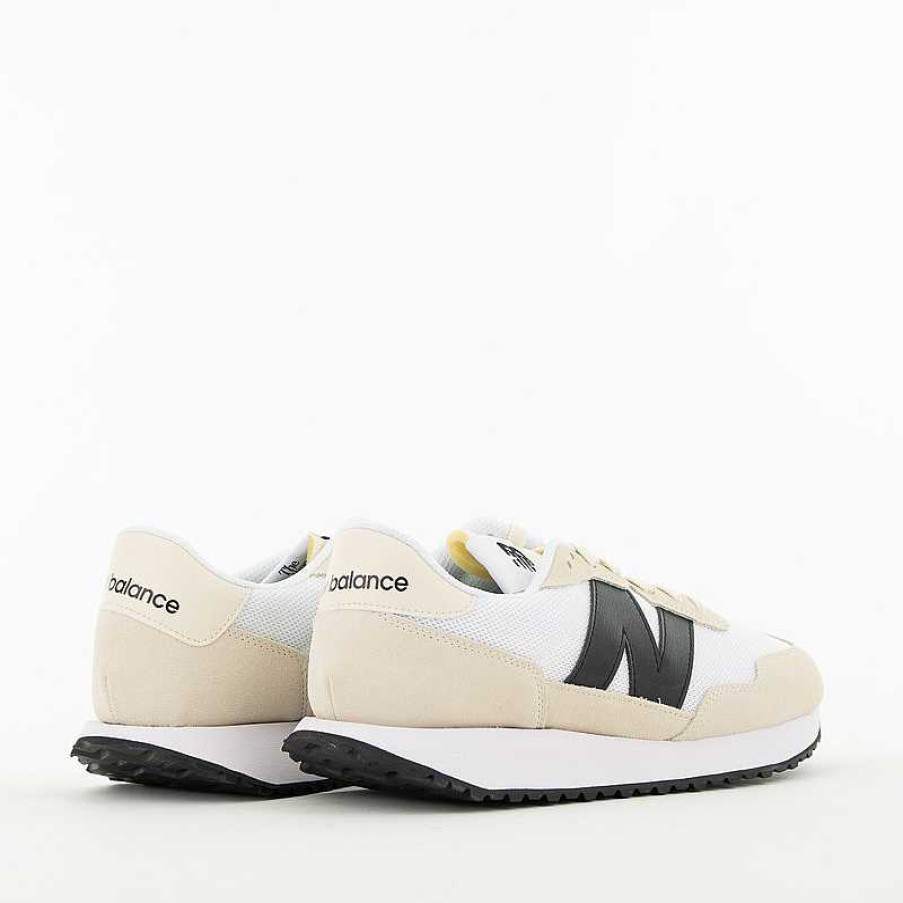 New Balance Sneaker, Beige